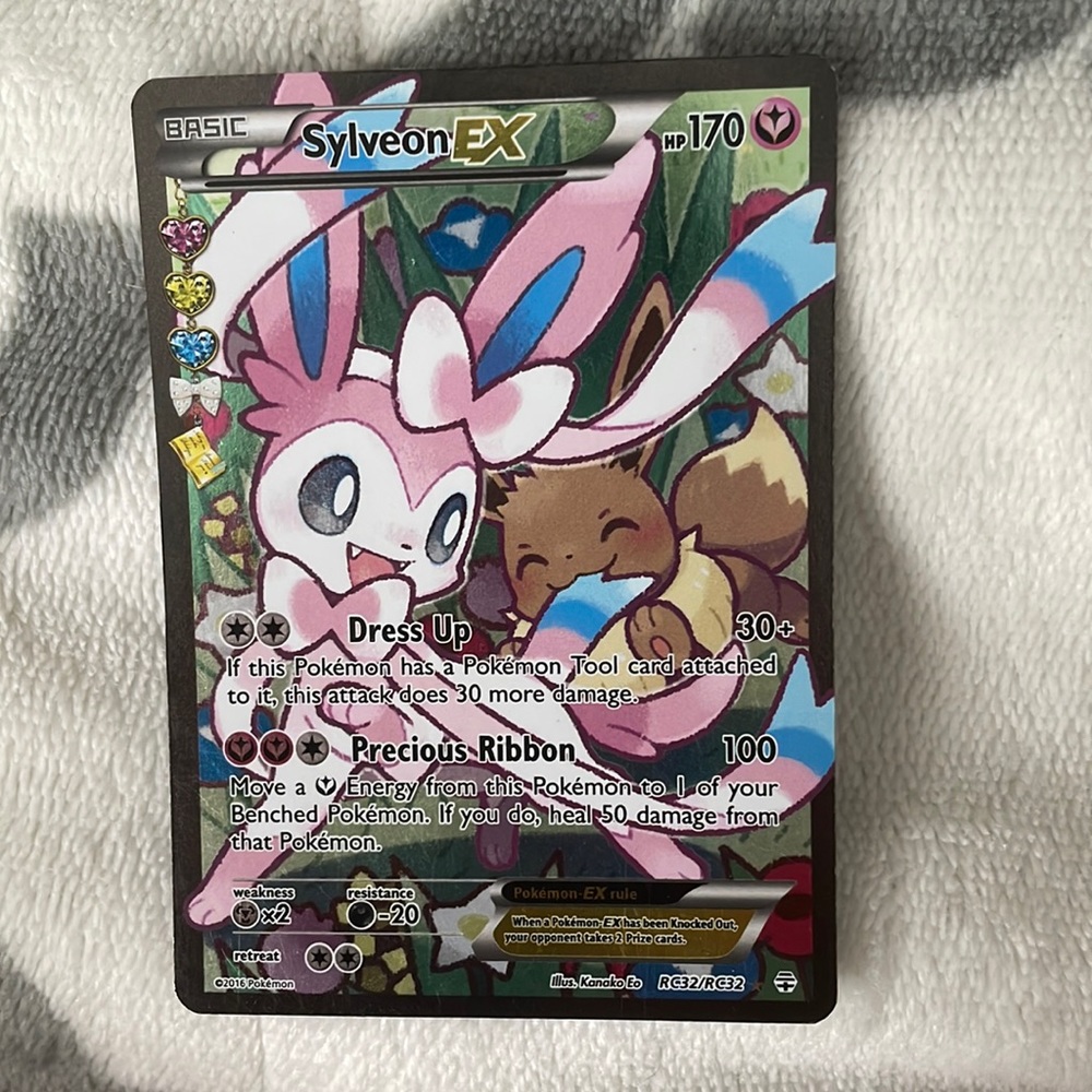 Sylveon EX Pokémon card